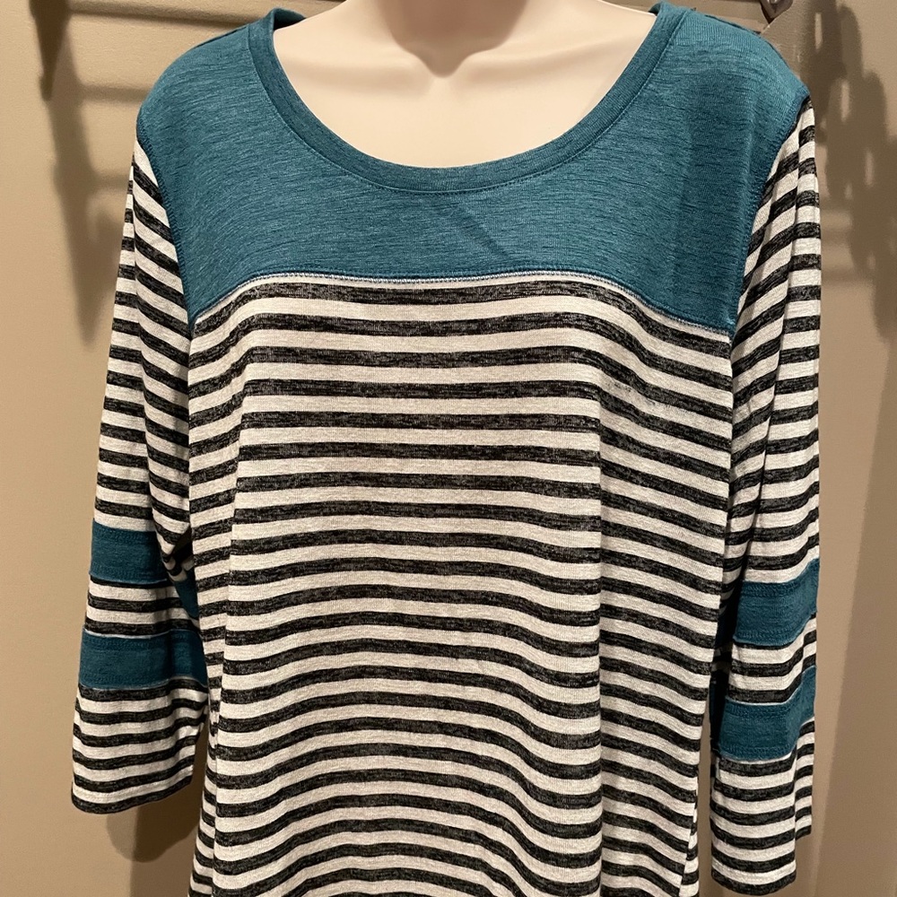 3/4 Sleeve Striped Tunic